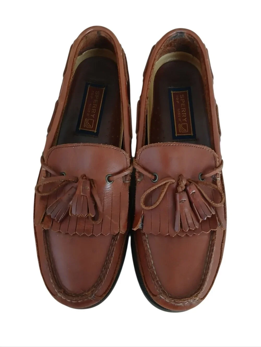 Sperry kitie tassel